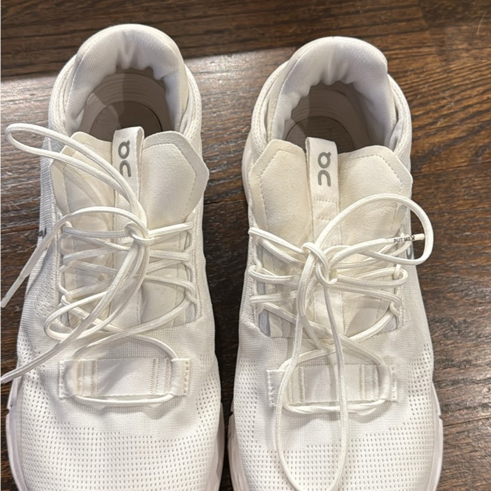 ON Cloud Nova Cloudtec Men's Running Classic White Athletic Shoes